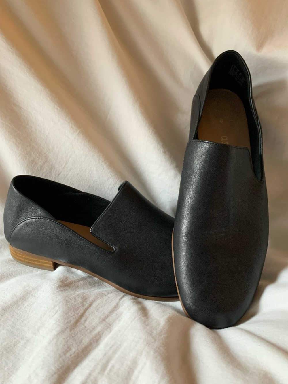 Clarks black genuine leather 'Pure Viola Flat' loafer